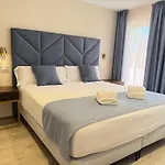 Marina 3*