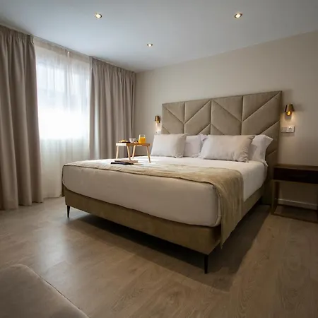 Marina Hotel 4*
